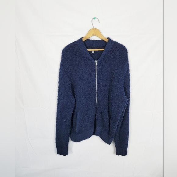 aerie Sweaters - Women's NWOT Aerie Large Navy Blue Zip-Up Fuzzy Cardigan